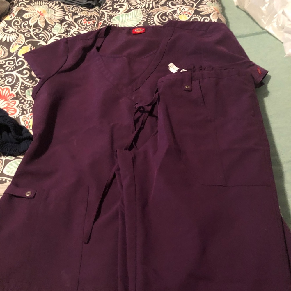 Dickies scrubs